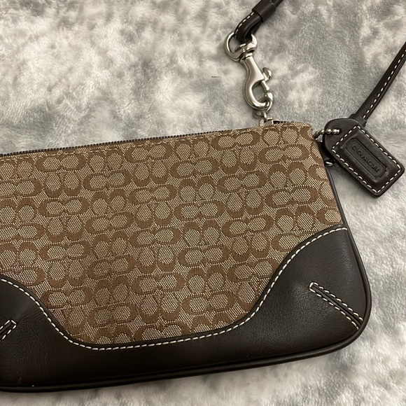 Coach Wristlet Signature Collection Logo Brown - Picture 2 of 5